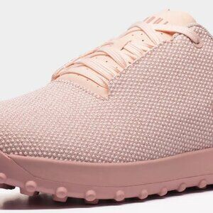 Brand new Nobull sz w 8.5 Women's Turf Trainer low sneakers heather/blush